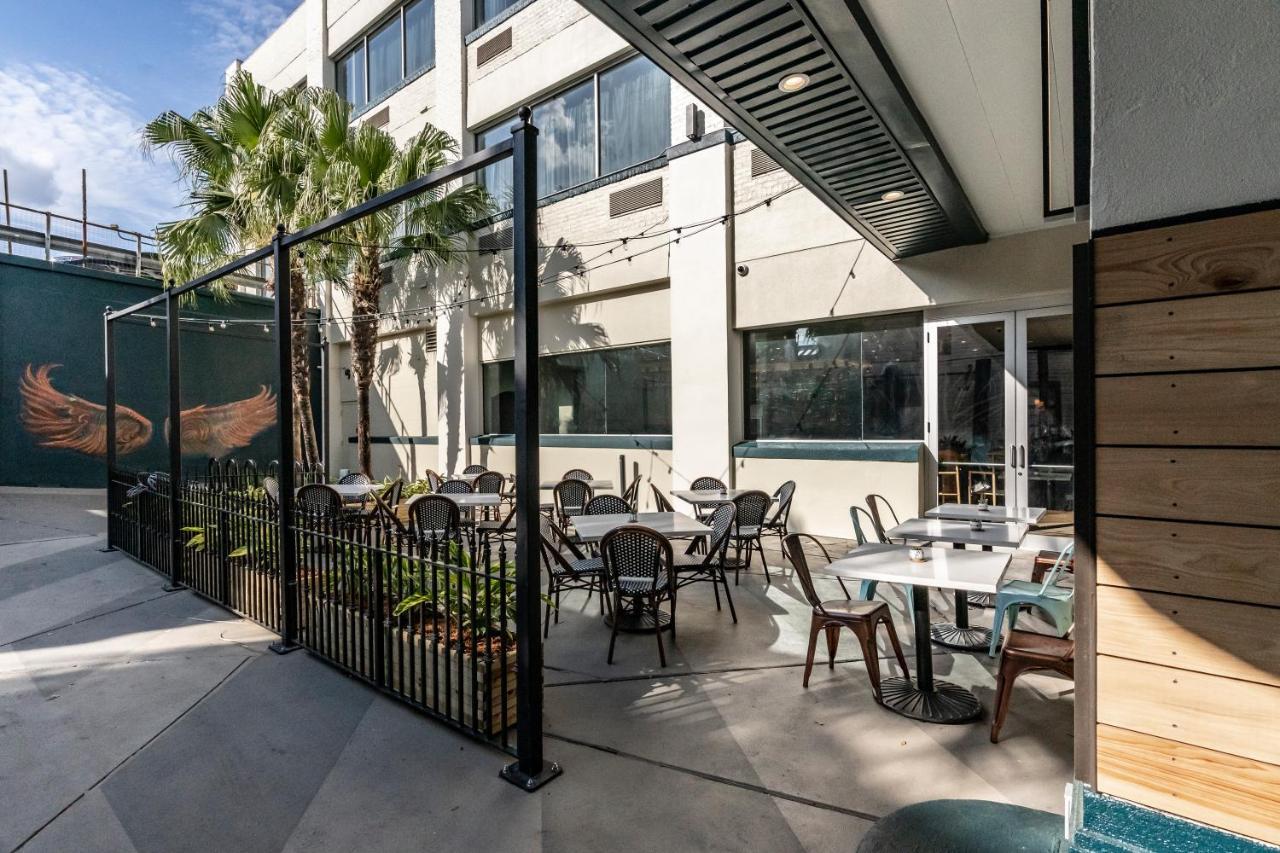 St Charles Coach House, Ascend Collection